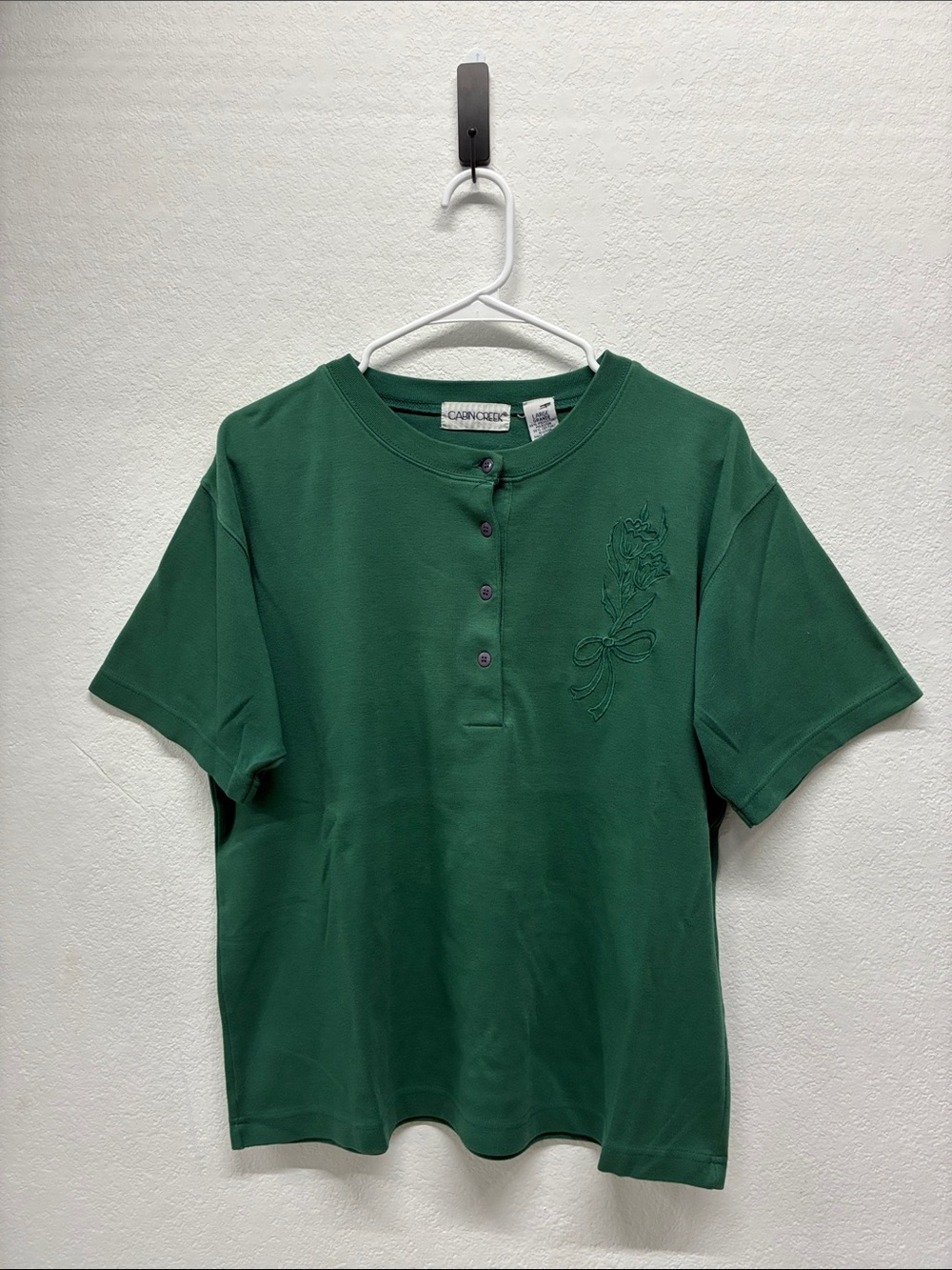 Vintage 90s Cabin Creek Green Tone on Tone Floral Embroidery Henley Tee